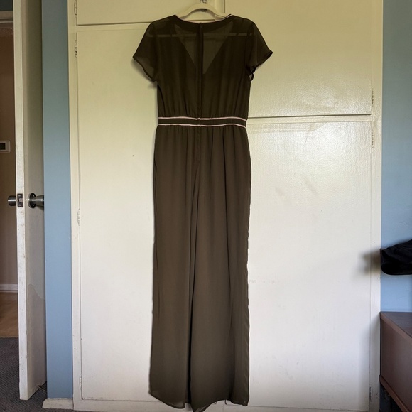 Modcloth‎ Chiffon Olive Green Pink Short Sleeve Jumpsuit Size Medium - Picture 9 of 15